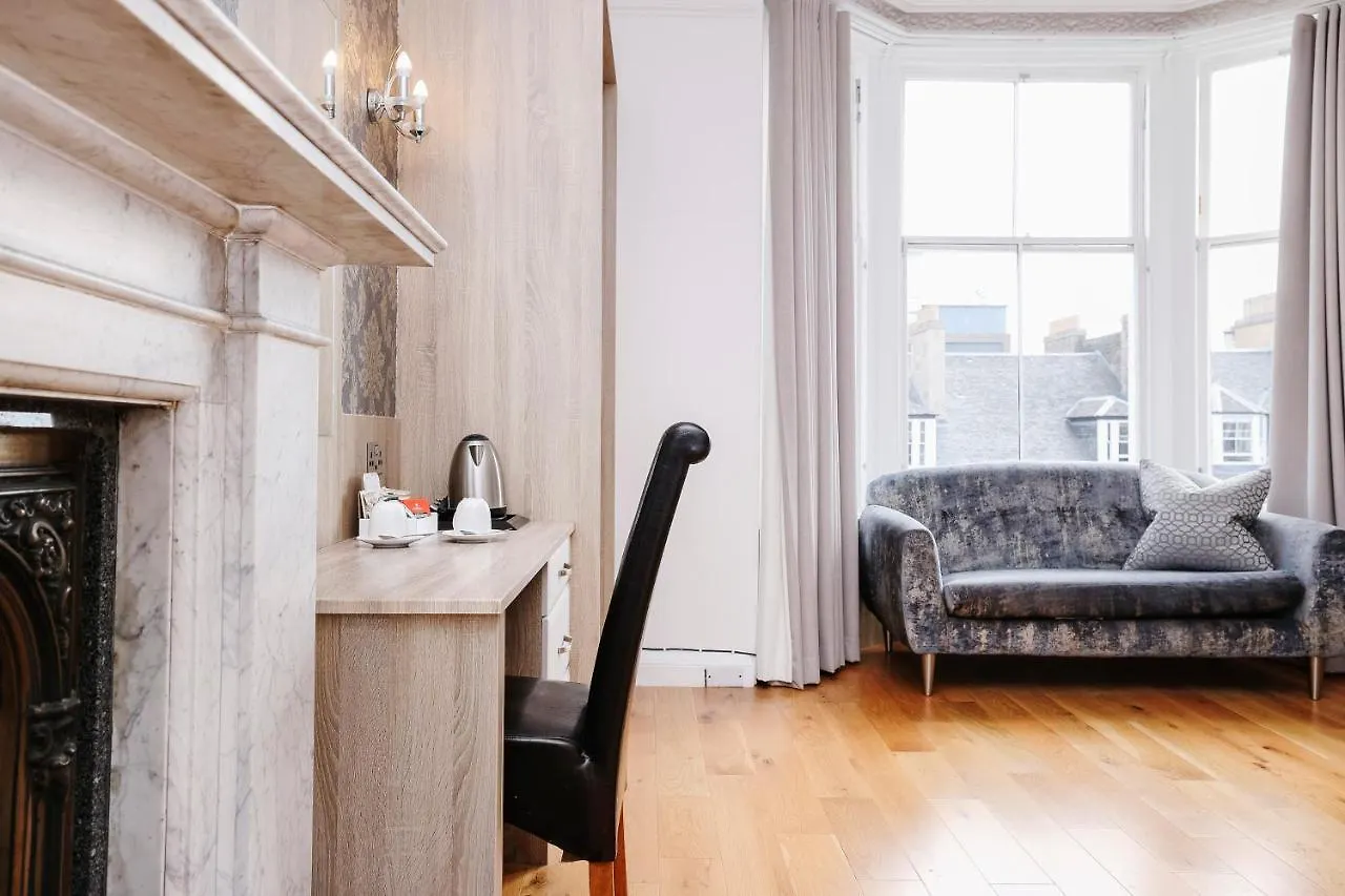 Affittacamere Castle Street Hotel Edimburgo